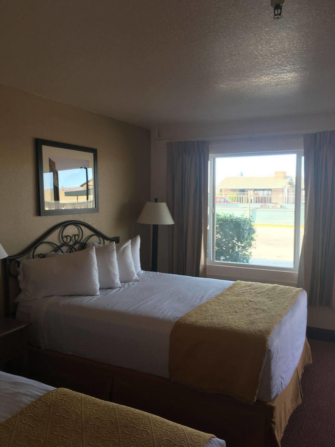 Travelodge By Wyndham Hawthorne Extérieur photo